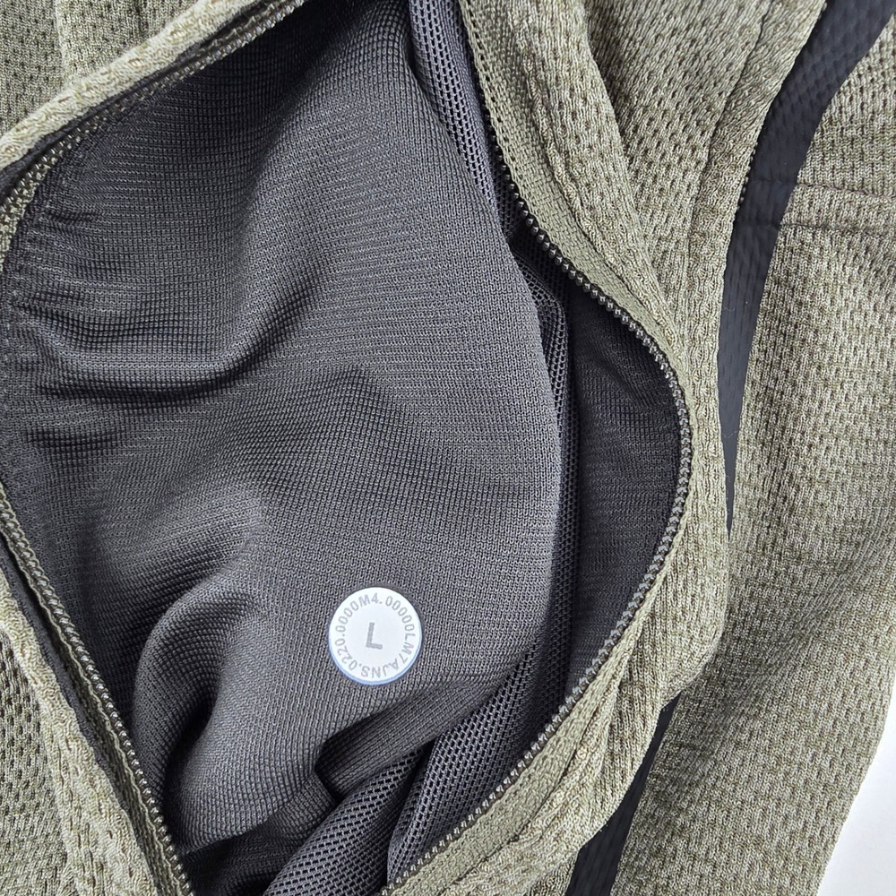 Lululemon Men's License To Train Shorts Size L Heathered Dark Olive, Lined 7" - Picture 6 of 11